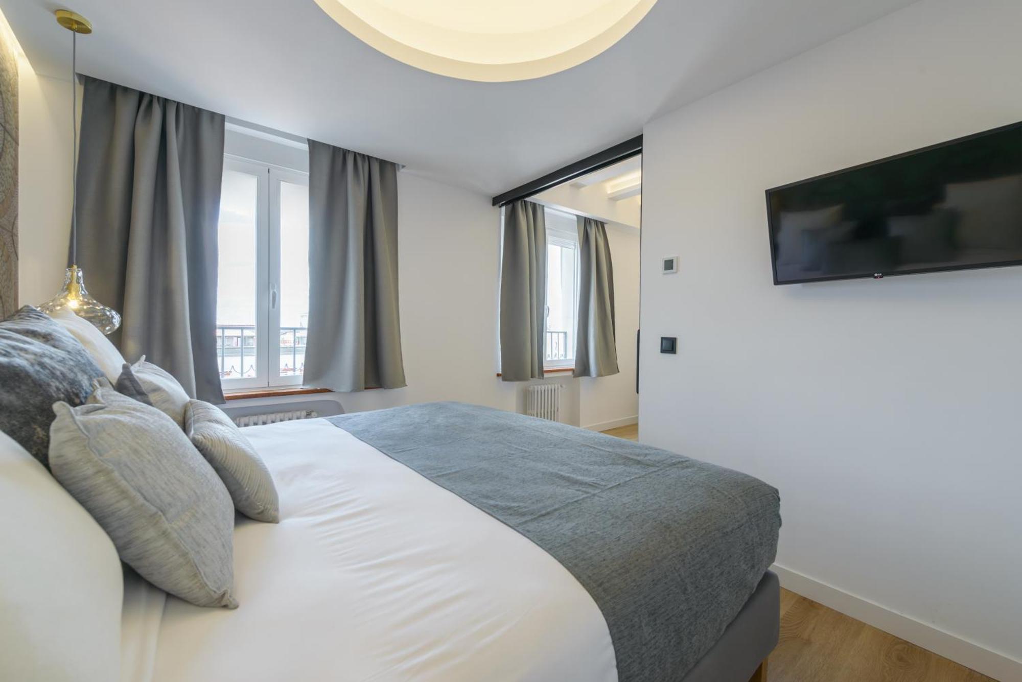 Gran Via Capitals By Monaro***** Leilighet Madrid Eksteriør bilde